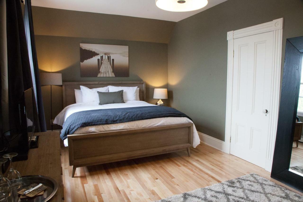 Fairholm Boutique Inns Шарлоттаун Екстер'єр фото